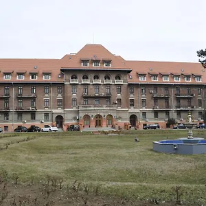 Hotel Triumf, Bukarest