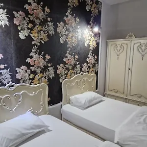 Hotel Nevis Fundeni, Bucureşti