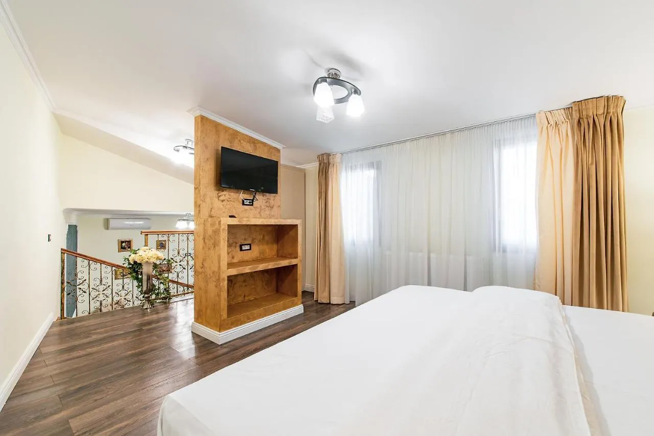 Akiro Boutique Hotel Bükreş