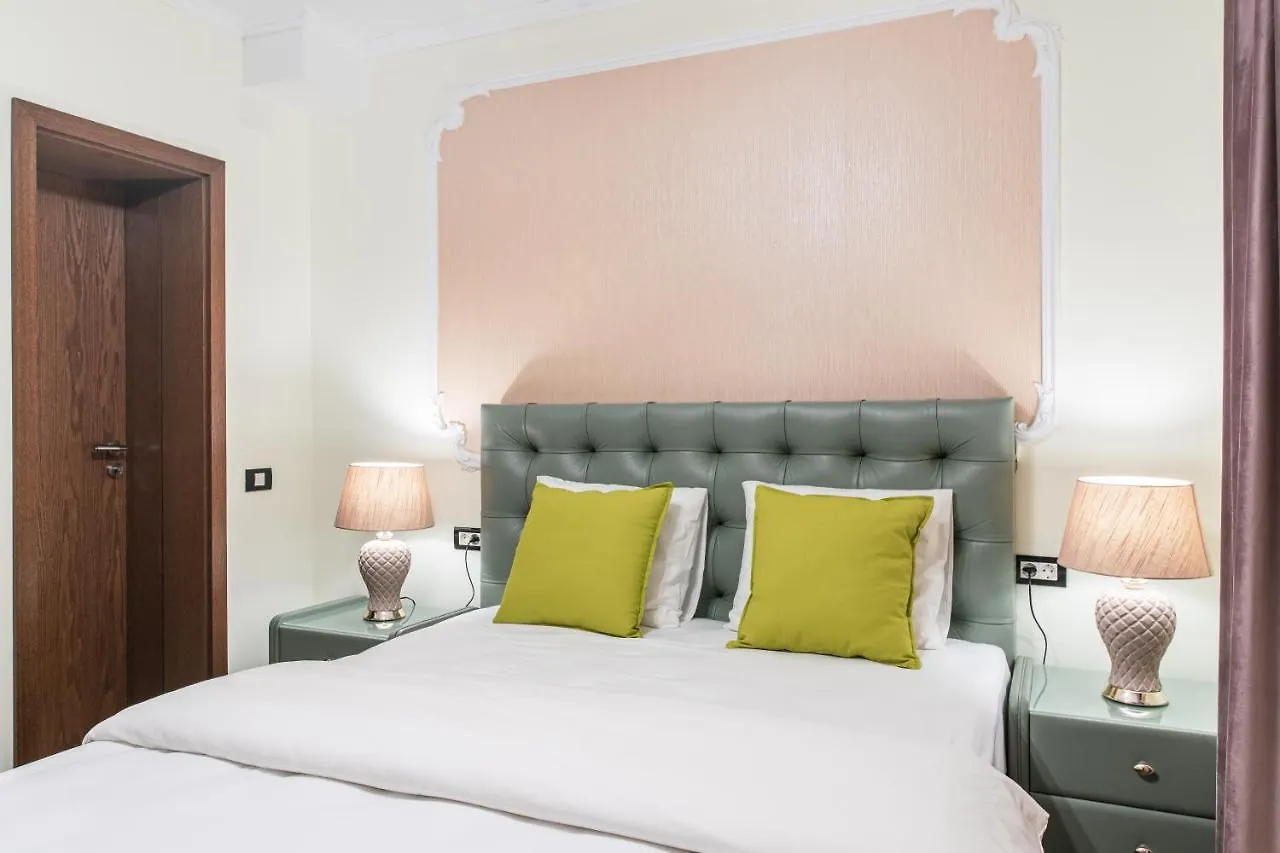 Akiro Boutique Hotel Bükreş