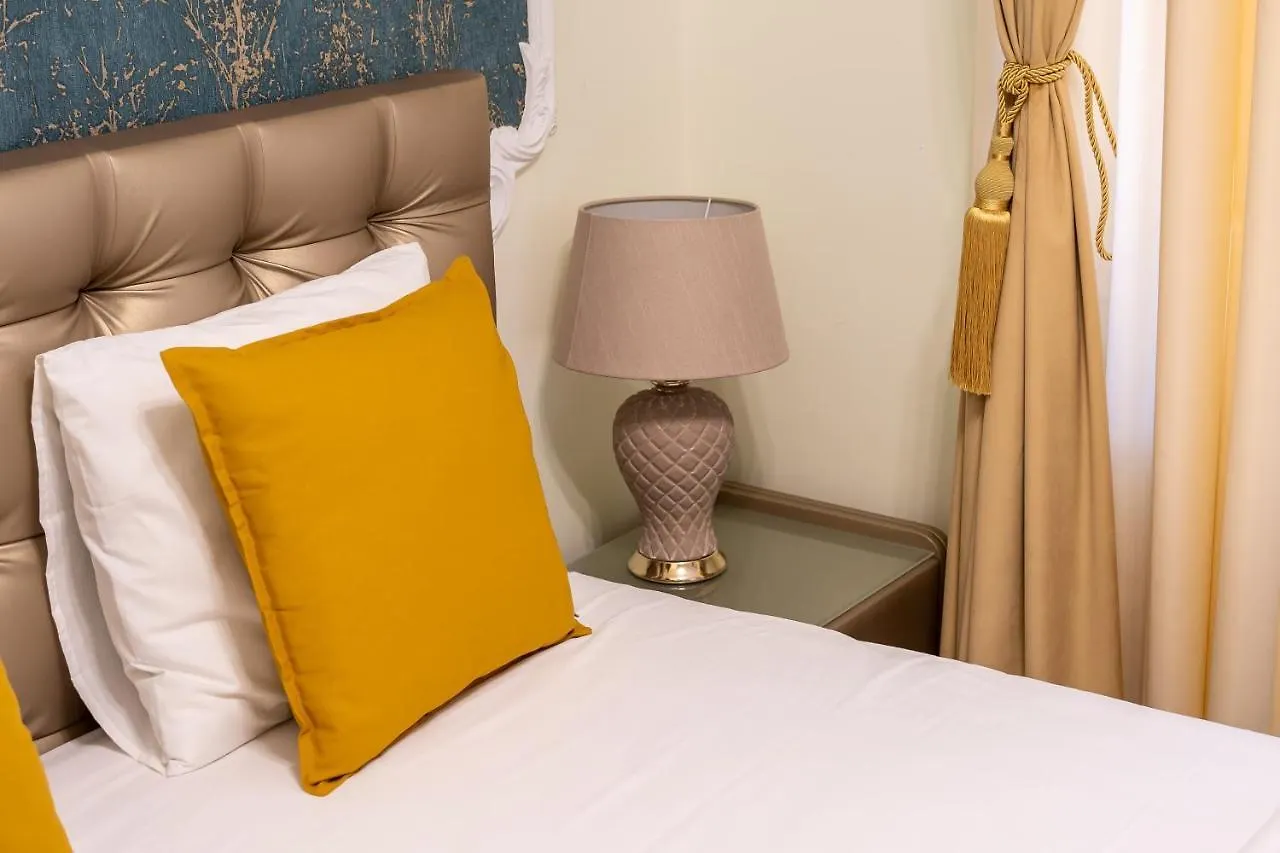 Akiro Boutique Hotel Bükreş
