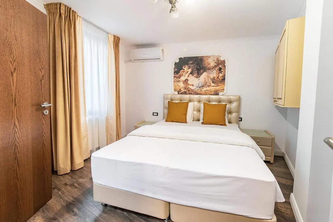 Akiro Boutique Hotel Bükreş
